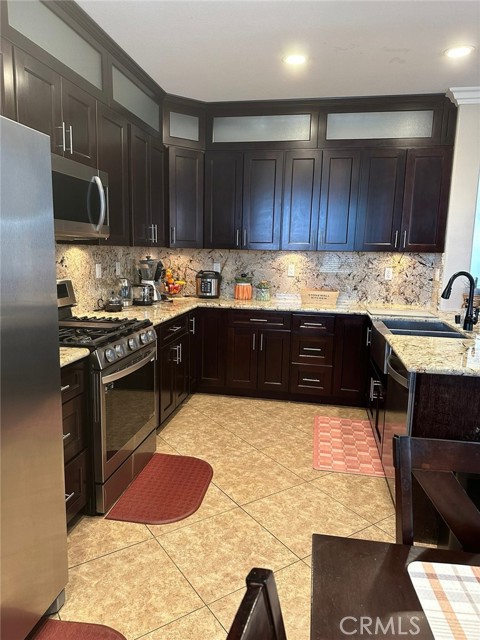 Detail Gallery Image 11 of 60 For 11617 Harvard Way, Yucaipa,  CA 92399 - 4 Beds | 2/1 Baths