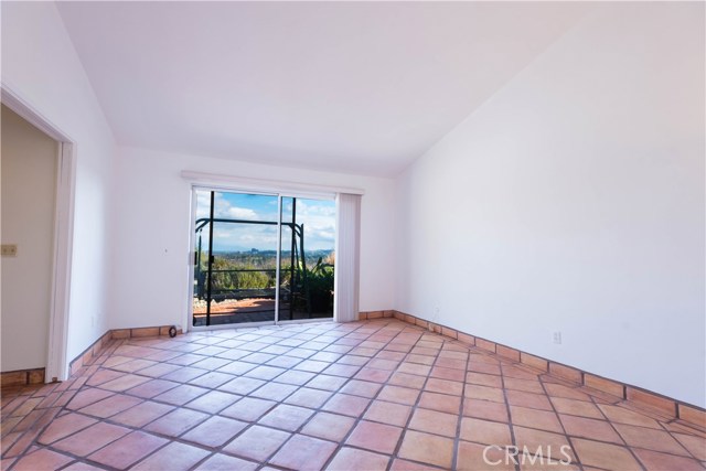 Detail Gallery Image 18 of 35 For 5974 Maury Ave, Woodland Hills,  CA 91367 - 3 Beds | 2 Baths