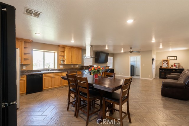 Detail Gallery Image 20 of 31 For 37551 E 29th St, Palmdale,  CA 93550 - 3 Beds | 2 Baths