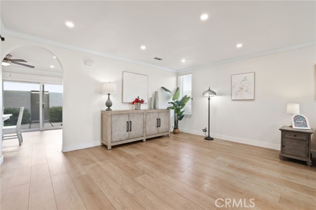 Detail Gallery Image 12 of 48 For 10 Goldenbush, Irvine,  CA 92604 - 3 Beds | 2/1 Baths