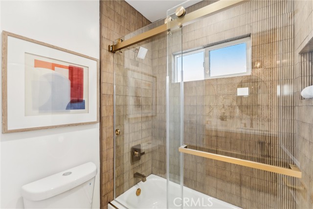 Detail Gallery Image 25 of 62 For 3945 S Norton Ave, Los Angeles,  CA 90008 - 4 Beds | 3/1 Baths