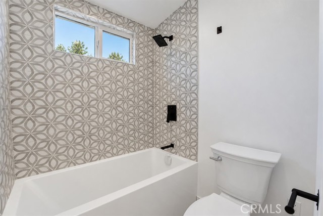 11158 Orion Ave photo 29
