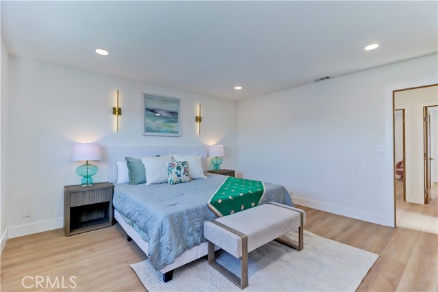 Detail Gallery Image 46 of 63 For 19691 Canberra Ln, Huntington Beach,  CA 92646 - 5 Beds | 3 Baths