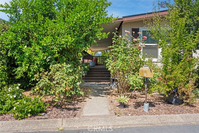 66 Bonita Place, Ukiah CA: https://media.crmls.org/medias/eadfd35f-d3e8-43ce-aaf6-848b17487918.jpg