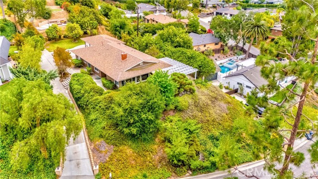 706 Nancy Lane, Fullerton CA: https://media.crmls.org/medias/eae12b4f-a437-4a21-979f-0d667cee1536.jpg