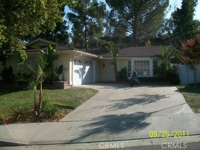 Detail Gallery Image 1 of 1 For 23248 Redbud Ridge Cir, Valencia,  CA 91354 - 4 Beds | 2 Baths