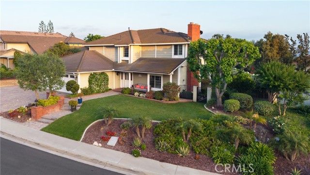 21035 Timber Ridge Road, Yorba Linda CA: https://media.crmls.org/medias/eae204b0-4d55-4820-ab85-abe9f0ca2426.jpg