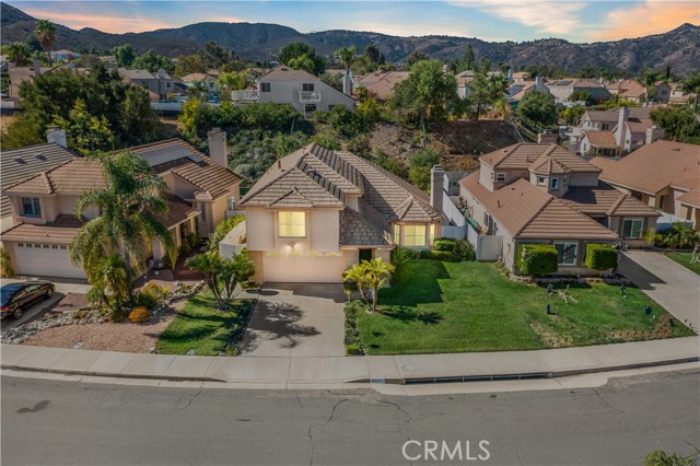 Detail Gallery Image 2 of 47 For 23249 Joaquin Ridge Dr, Murrieta,  CA 92562 - 4 Beds | 2/1 Baths
