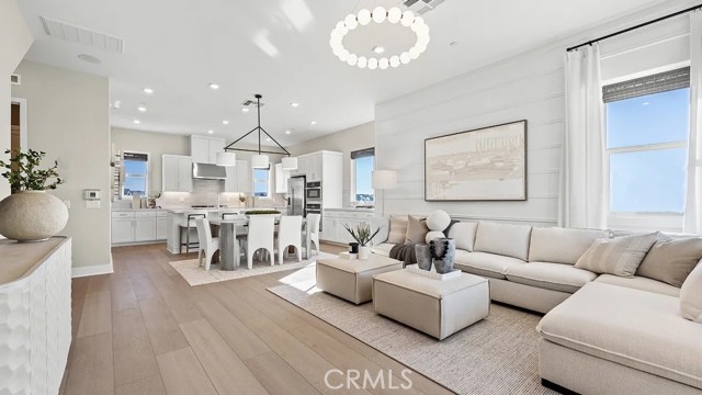 Detail Gallery Image 6 of 33 For 848 Sonia, Irvine,  CA 92618 - 4 Beds | 3/1 Baths