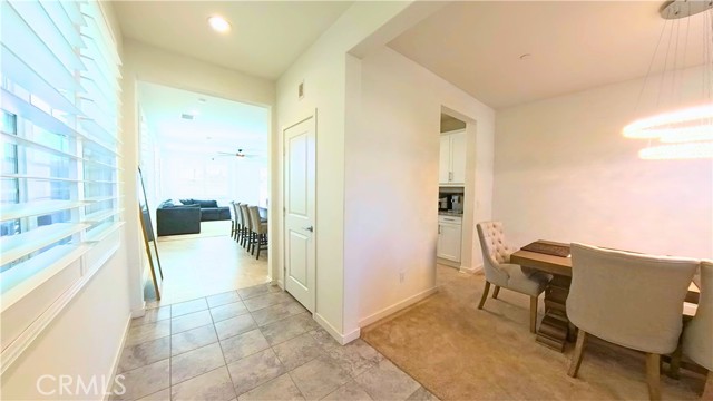 Detail Gallery Image 8 of 46 For 6035 Rio Bravo, Corona,  CA 92880 - 4 Beds | 3 Baths