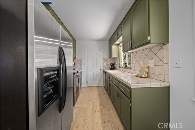 8627 Elizabeth Lake Road, Leona Valley CA: https://media.crmls.org/medias/eae45e62-88ac-4d86-9910-655c545283de.jpg