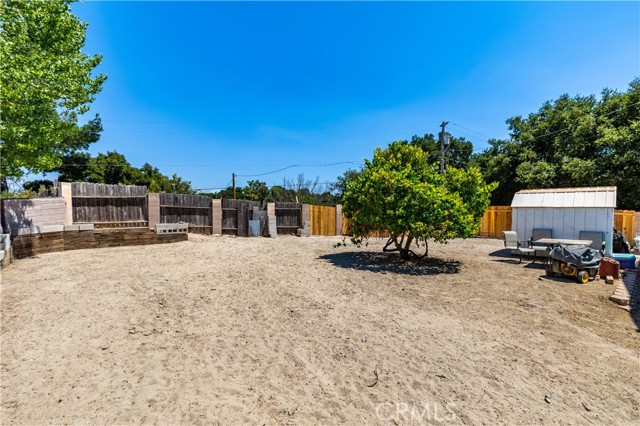 4725 Arena Avenue, Atascadero CA: https://media.crmls.org/medias/eae4ab83-17cb-4be0-b911-04f123bb83d1.jpg