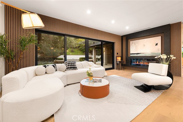 Image 23 of 75 For 775 Linda Vista