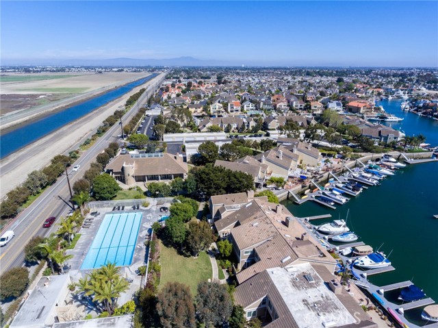 Detail Gallery Image 49 of 63 For 3842 Montego Dr, Huntington Beach,  CA 92649 - 4 Beds | 3 Baths