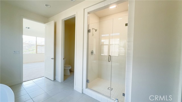 Detail Gallery Image 19 of 36 For 101 Somera, Irvine,  CA 92602 - 5 Beds | 4/1 Baths