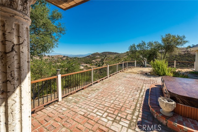 Detail Gallery Image 11 of 62 For 26100 Calle Corveta, Temecula,  CA 92590 - 4 Beds | 2/1 Baths