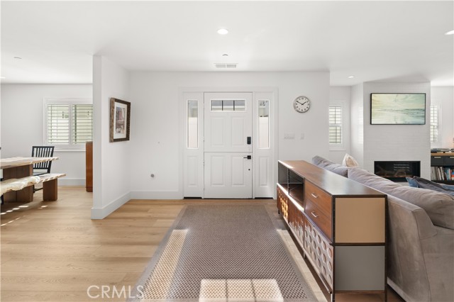 Detail Gallery Image 48 of 60 For 315 Lugonia St, Newport Beach,  CA 92663 - 4 Beds | 4 Baths