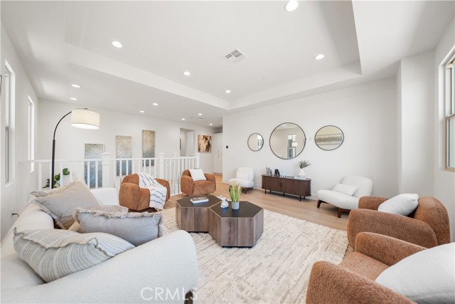 107 Somera, Irvine CA: https://media.crmls.org/medias/eaebd3b6-9ee2-4c27-8e6b-b19f5c7c8046.jpg