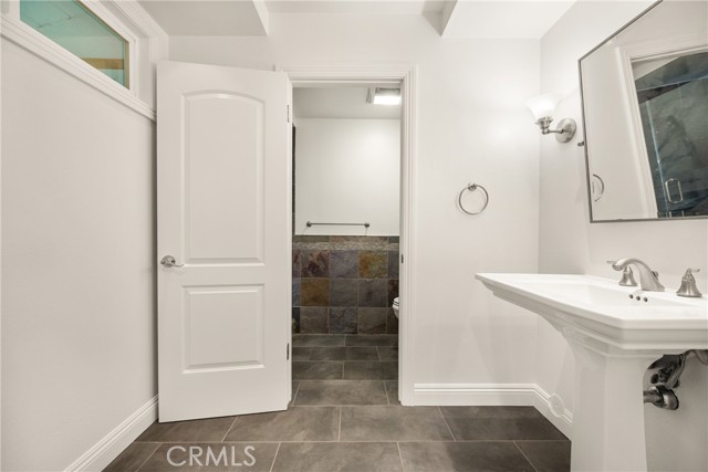 Detail Gallery Image 42 of 49 For 19001 Castlegate Ln, North Tustin,  CA 92705 - 4 Beds | 3/1 Baths