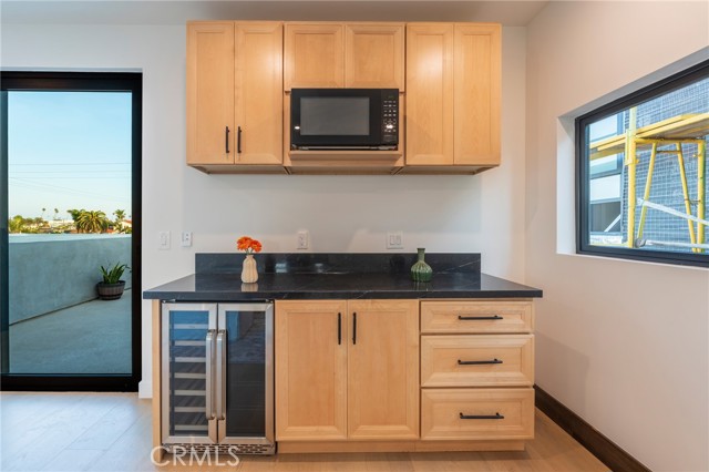 Detail Gallery Image 37 of 49 For 422 20th St, Huntington Beach,  CA 92648 - 3 Beds | 4/1 Baths