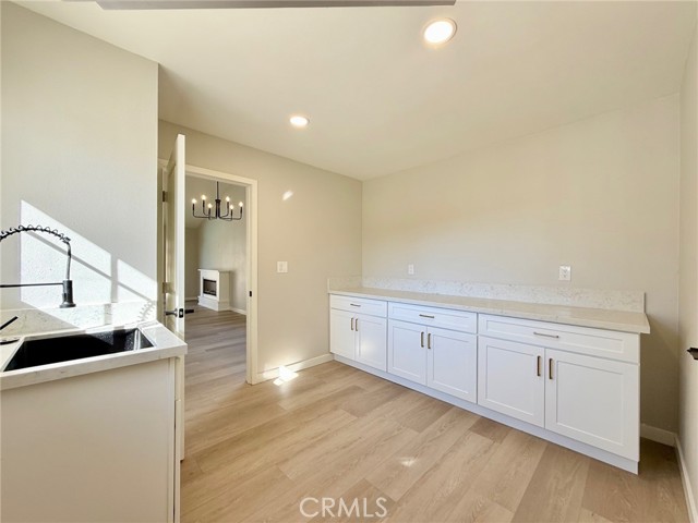 Detail Gallery Image 12 of 27 For 27215 Elias, Saugus,  CA 91350 - 4 Beds | 2 Baths