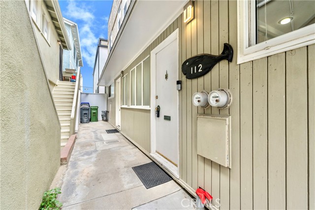 112 44th Street, Manhattan Beach, California 90266, ,Residential Income,Sold,44th,SB23094760