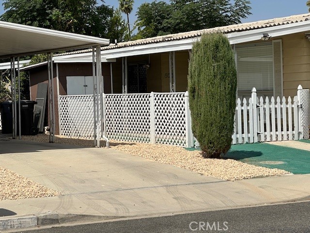 Detail Gallery Image 3 of 26 For 963 S Lyon Ave, Hemet,  CA 92543 - 2 Beds | 2 Baths