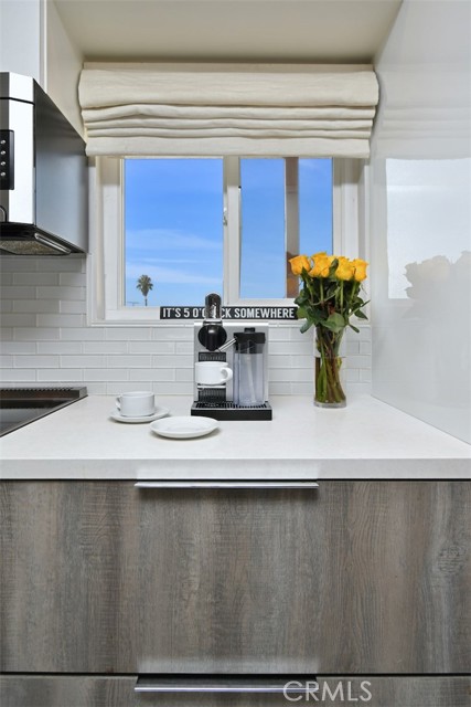 Detail Gallery Image 22 of 48 For 13543 Moorpark St #15,  Sherman Oaks,  CA 91423 - 1 Beds | 1/1 Baths