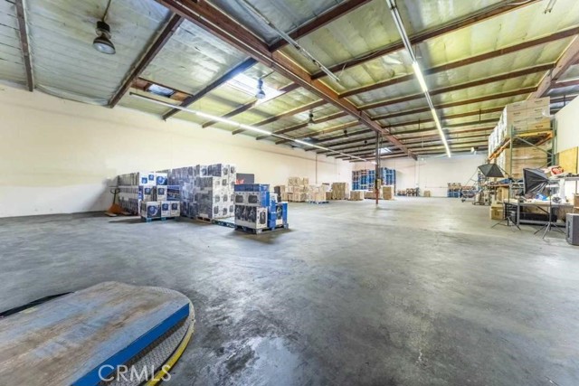  Commercial for Sale in Los Angeles, California