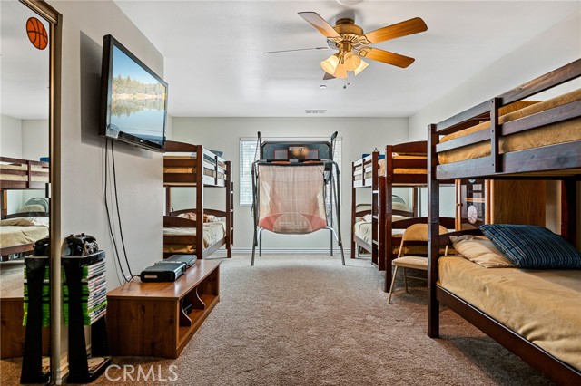 919 Venus Way, Crestline, CA 92325