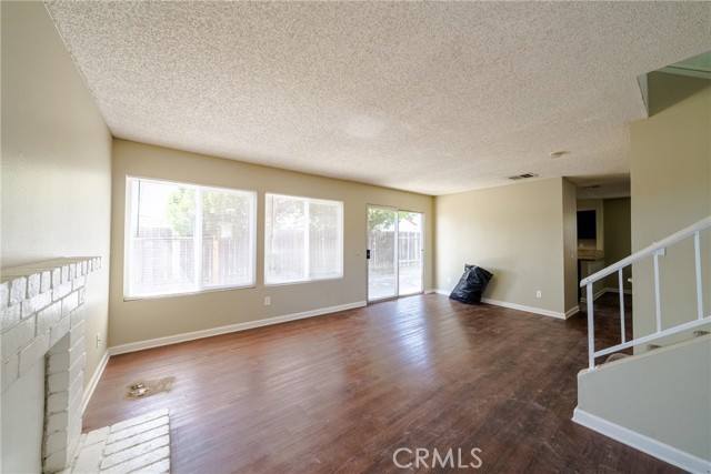 Detail Gallery Image 15 of 29 For 10235 Basalt, Mentone,  CA 92359 - 5 Beds | 3 Baths