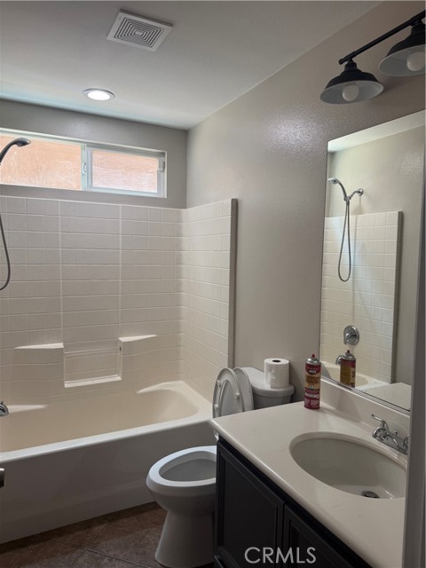 1132 N Yucca Avenue, Rialto CA: https://media.crmls.org/medias/eaefc9de-b3c0-488d-beaa-dce5a3e1dccc.jpg