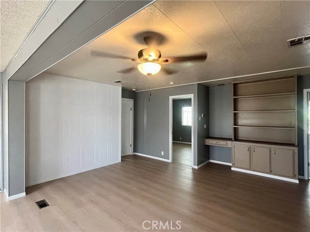 Detail Gallery Image 7 of 10 For 10333 Overland, Cherry Valley,  CA 92223 - 2 Beds | 2 Baths