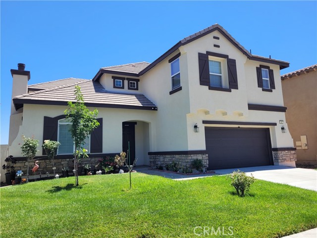 Detail Gallery Image 3 of 61 For 23 Plaza Modena, Lake Elsinore,  CA 92532 - 4 Beds | 3/1 Baths
