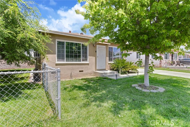 34510 Avenue B, Yucaipa CA: https://media.crmls.org/medias/eaf0acf7-6a53-4c5f-80f9-c57a418972d4.jpg