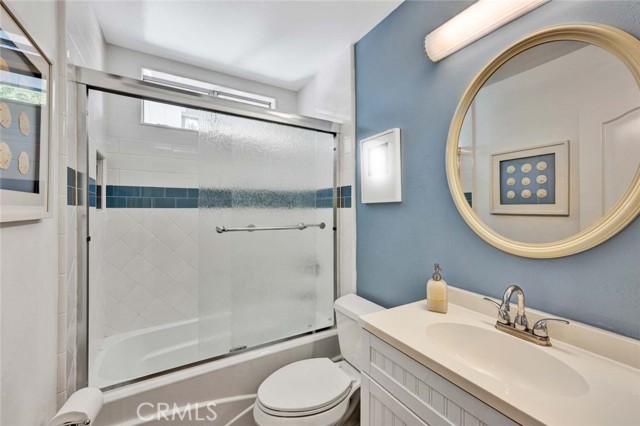 Image 45 of 60 For 20012 Mural Circle