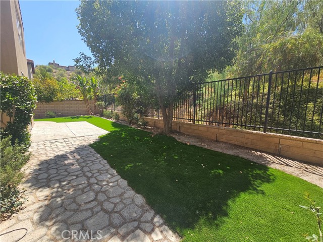 2862 Echo Springs Drive, Corona CA: https://media.crmls.org/medias/eaf1881e-b9db-490d-9aff-6bf8d397ec34.jpg