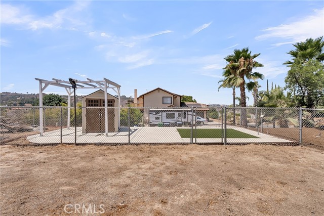 15725 Terraceview Court, Riverside CA: https://media.crmls.org/medias/eaf1dec5-8dd1-4cb4-a7b0-6d2389420f80.jpg