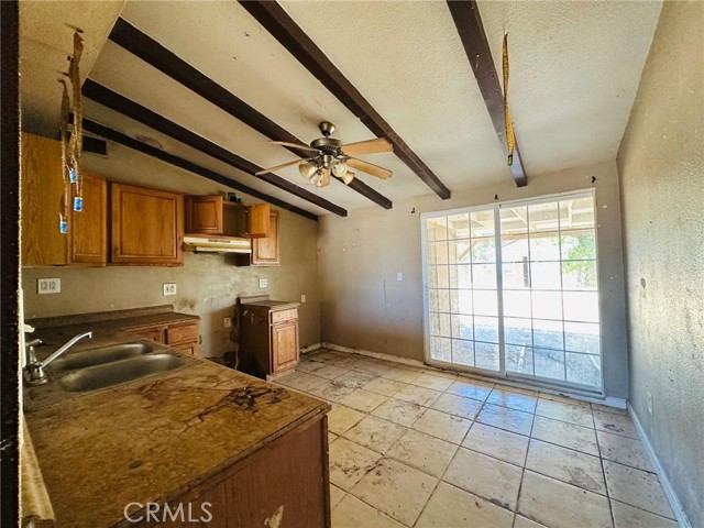 27331 Perkins Road, Madera CA: https://media.crmls.org/medias/eaf21379-d5d4-4806-a0a5-2659b26bf1e3.jpg