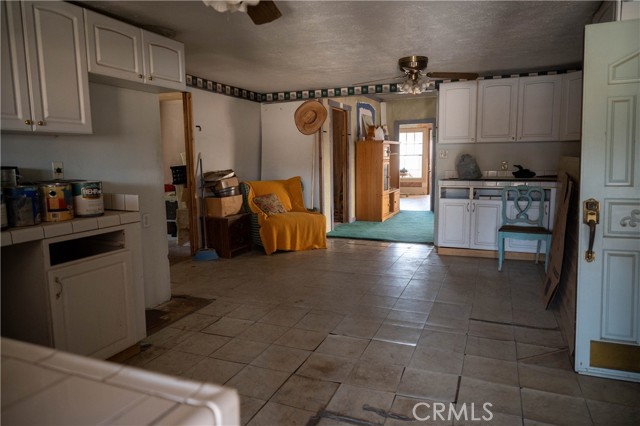 Detail Gallery Image 8 of 46 For 35587 National Trails, Daggett,  CA 92327 - 5 Beds | 4 Baths