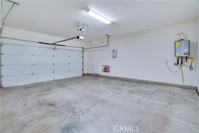 Detail Gallery Image 42 of 48 For 14707 Gulfstream Ln, Moreno Valley,  CA 92553 - 5 Beds | 2/1 Baths