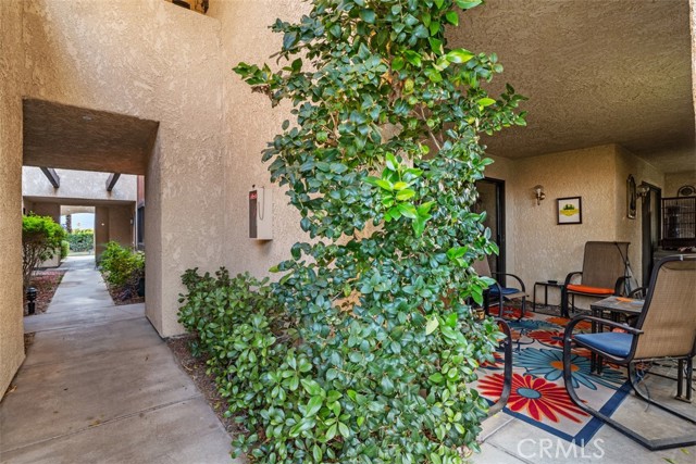 200 E Racquet Club Rd, Palm Springs CA: https://media.crmls.org/medias/eaf4031b-b7c7-4a83-b5db-4c2839970b84.jpg