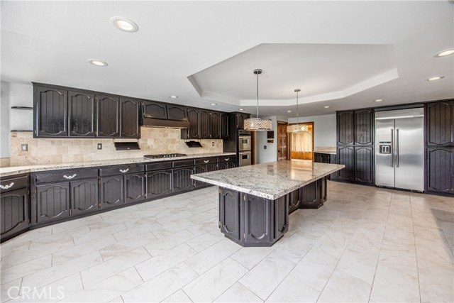 668 E Sunset N Drive, Redlands CA: https://media.crmls.org/medias/eaf410bc-6fc5-499c-a688-ab1853eabbb4.jpg