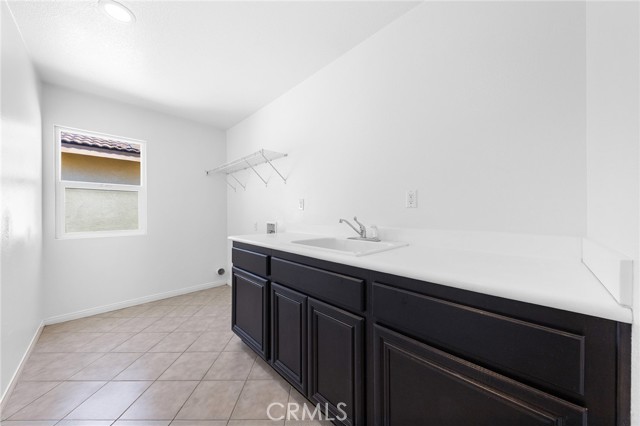 14261 Settlers Ridge Court, Eastvale CA: https://media.crmls.org/medias/eaf49706-f0cd-49ce-9532-f1b28fa2e20e.jpg