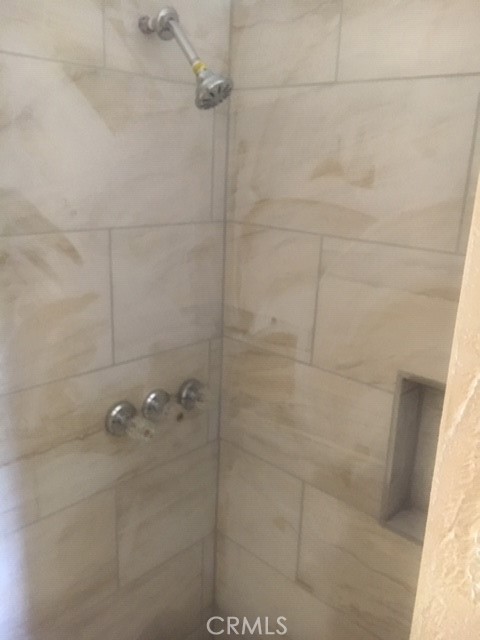 Detail Gallery Image 7 of 10 For 625 E 6th, Long Beach,  CA 90802 - 1 Beds | 1 Baths