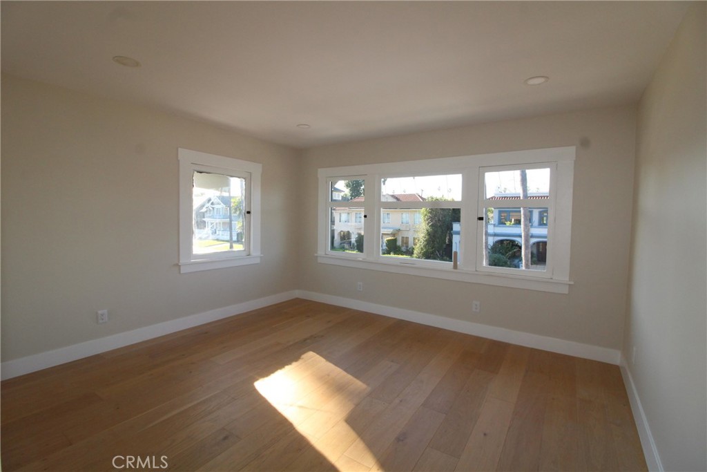 MLS #OC26150019 image #19