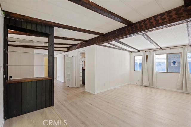 701 E Lassen Avenue, Chico CA: https://media.crmls.org/medias/eaf60d71-5440-4154-89c9-dd9381f3edce.jpg