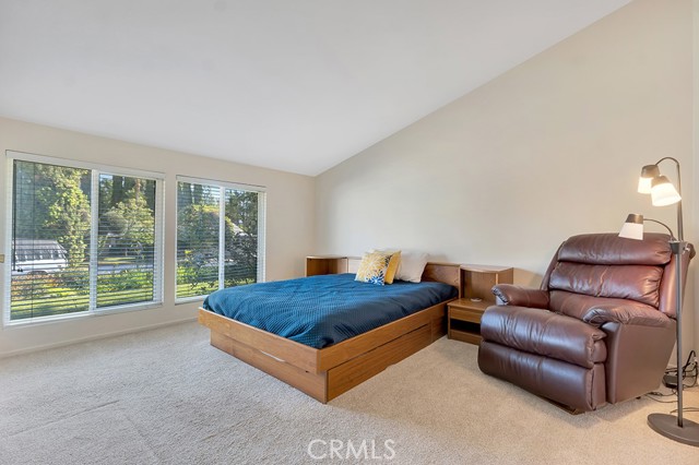 Detail Gallery Image 13 of 35 For 13123 Whistler Ave, Granada Hills,  CA 91344 - 5 Beds | 3/1 Baths