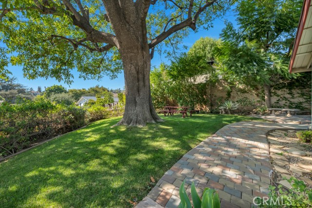 11583 Zelzah Avenue photo 46