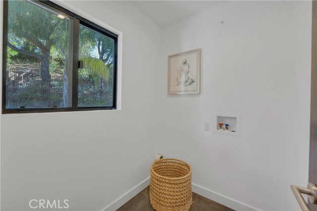 Image 59 of 75 For 4032 Rogen Drive